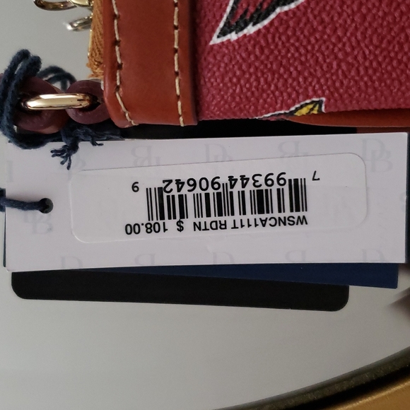 Dooney & Bourke bag NFL Arizona Cardinals slim wristlet, NEW red sea - Picture 6 of 15